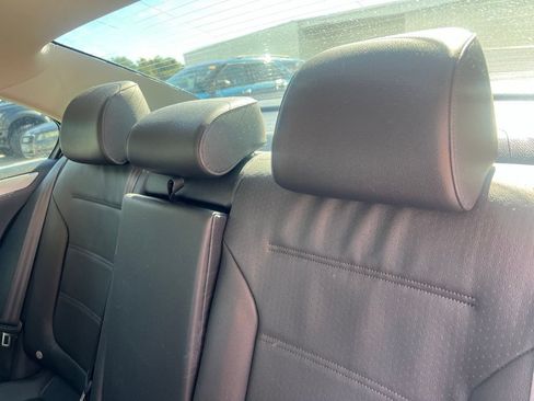 Used 2017 Volkswagen Jetta SE FWD image 11
