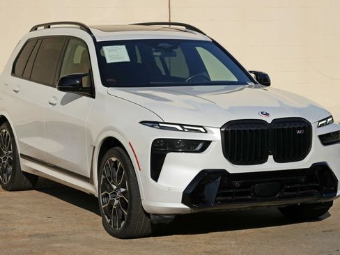 Used 2023 BMW X7 M60i w/ Climate Comfort Package AWD/4WD image 60