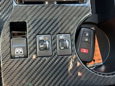 Used 2024 Toyota 4Runner TRD Off-Road Premium image 35