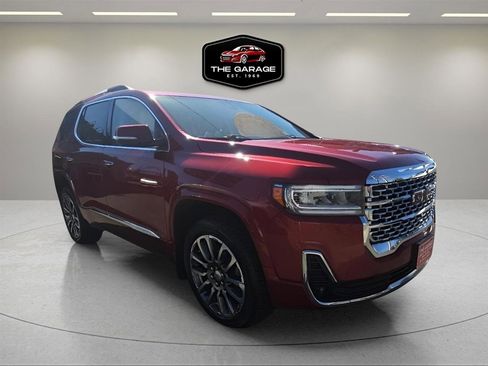Used 2020 GMC Acadia Denali w/ Technology Package AWD/4WD image 7