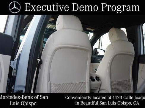 Used 2025 Mercedes-Benz GLB 250 image 34