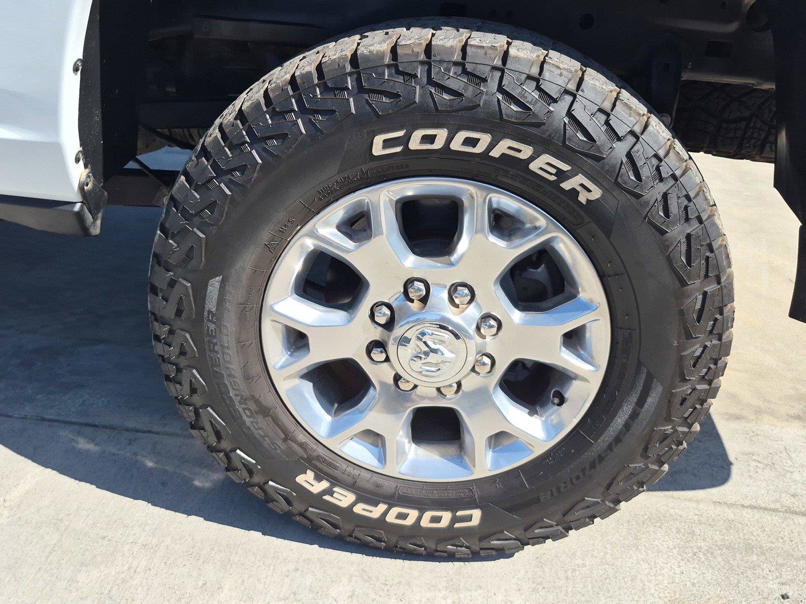 Used 2024 RAM 2500 Laramie w/ Safety Group AWD/4WD image 14
