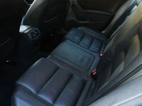 Used 2010 Volkswagen GTI 4-Door FWD image 19