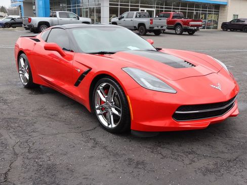 Used 2014 Chevrolet Corvette Stingray Coupe w/ Battery Protection Package image 2