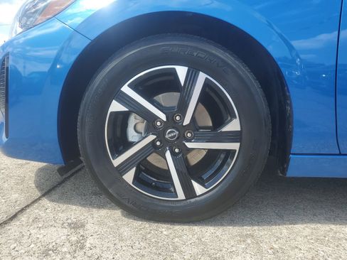Used 2024 Nissan Sentra SV FWD image 7