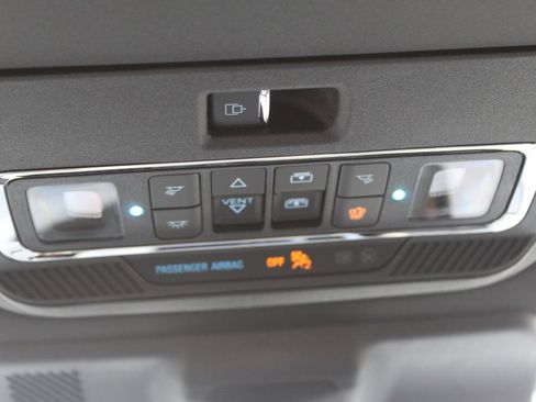 New 2025 Ford F150 Lightning Lariat image 30