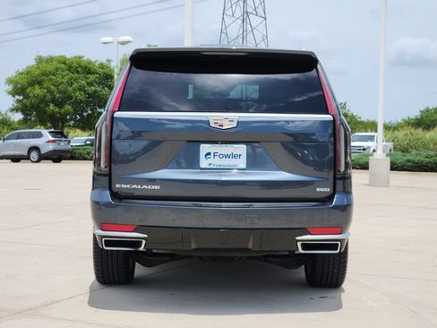 Used 2021 Cadillac Escalade Premium Luxury w/ LPO, Illumination Package AWD/4WD image 6