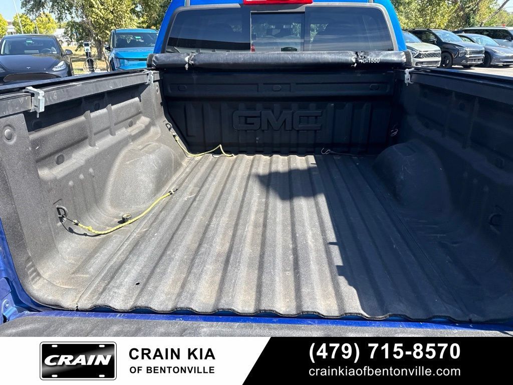 Used 2018 GMC Canyon SLT w/ Driver Alert Package AWD/4WD image 17
