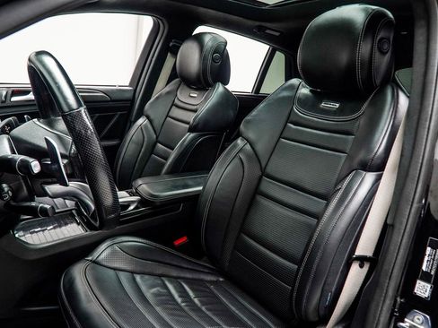Used 2019 Mercedes-Benz GLE 63 AMG S image 46