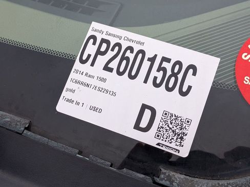 Used 2014 RAM 1500 Laramie w/ Convenience Group image 7