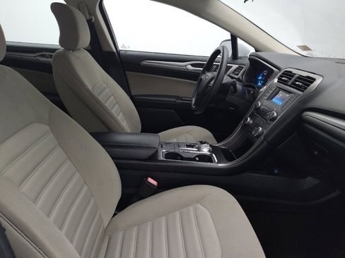 Used 2018 Ford Fusion S image 21