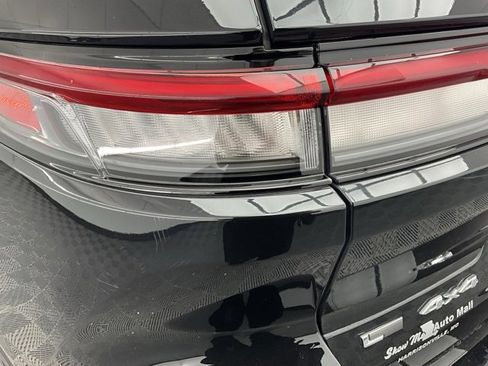 Used 2021 Jeep Grand Cherokee L Limited image 23