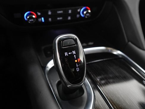 Used 2021 Buick Enclave Avenir w/ Avenir Technology Package AWD/4WD image 24