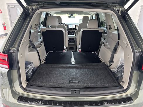 New 2026 Volkswagen Atlas SE AWD/4WD image 12