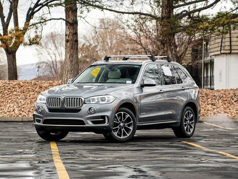 Used 2016 BMW X5 xDrive40e image 1