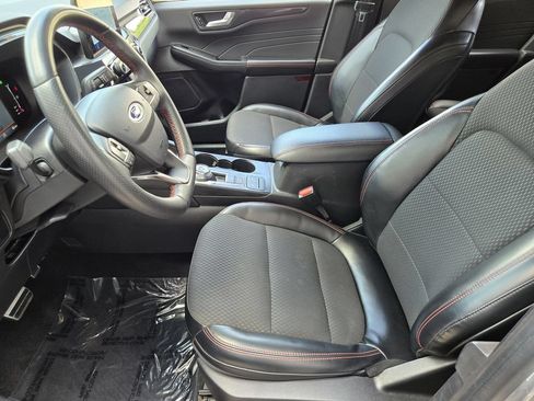 Used 2024 Ford Escape ST-Line AWD/4WD image 8