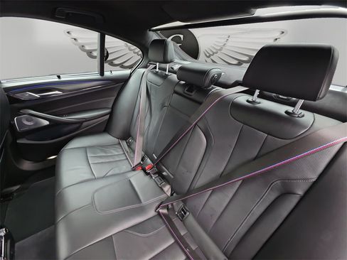 Used 2019 BMW M5 w/ Executive Package image 12