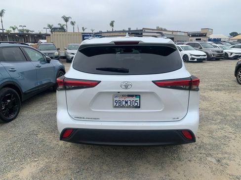 Used 2022 Toyota Highlander XLE FWD image 7