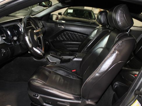Used 2014 Ford Mustang Premium w/ Equipment Group 202A RWD image 21