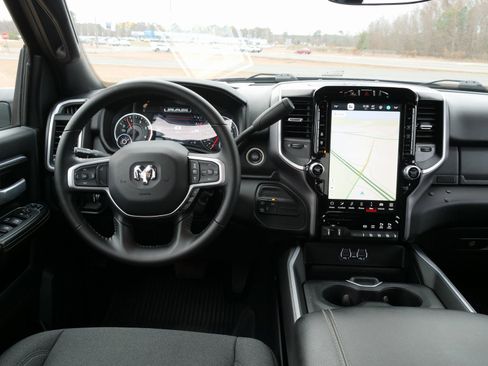 Used 2024 RAM 3500 Big Horn w/ Safety Group image 21