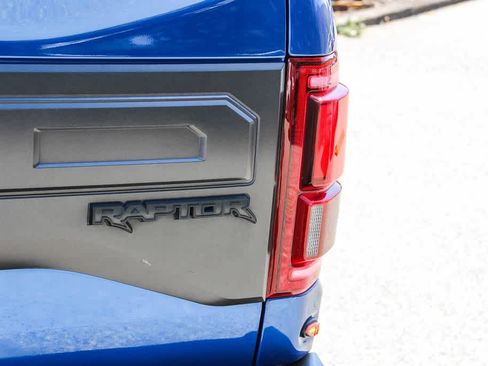 Used 2017 Ford F150 Raptor w/ Equipment Group 802A Luxury AWD/4WD image 11