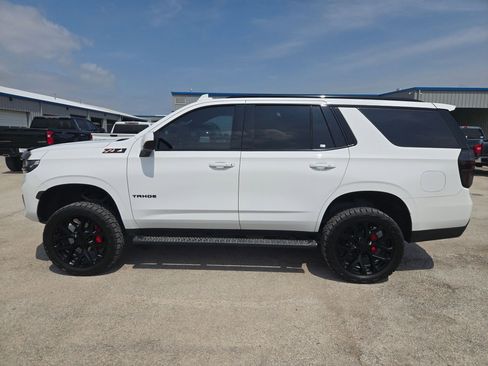 Used 2021 Chevrolet Tahoe Z71 AWD/4WD image 6