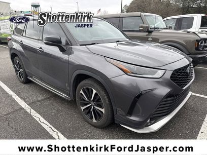 Used 2022 Toyota Highlander XSE