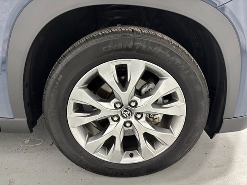 Used 2026 Toyota Grand Highlander AWD image 70