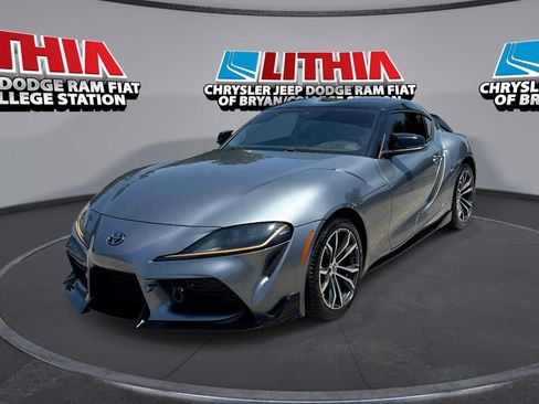 Used 2021 Toyota Supra w/ Safety & Technology Package RWD image 1