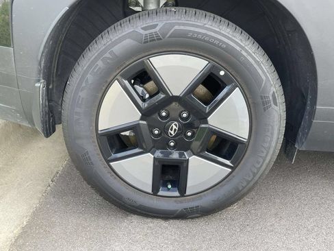 Used 2026 Hyundai Santa Fe SEL FWD image 5