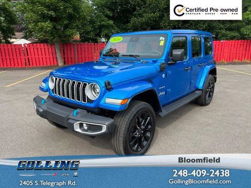 Certified 2024 Jeep Wrangler Unlimited Sahara w/ Technology Group AWD/4WD image 1