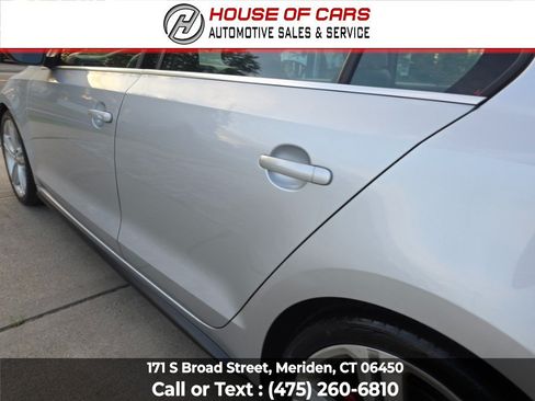 Used 2015 Volkswagen Jetta GLI SE FWD image 17