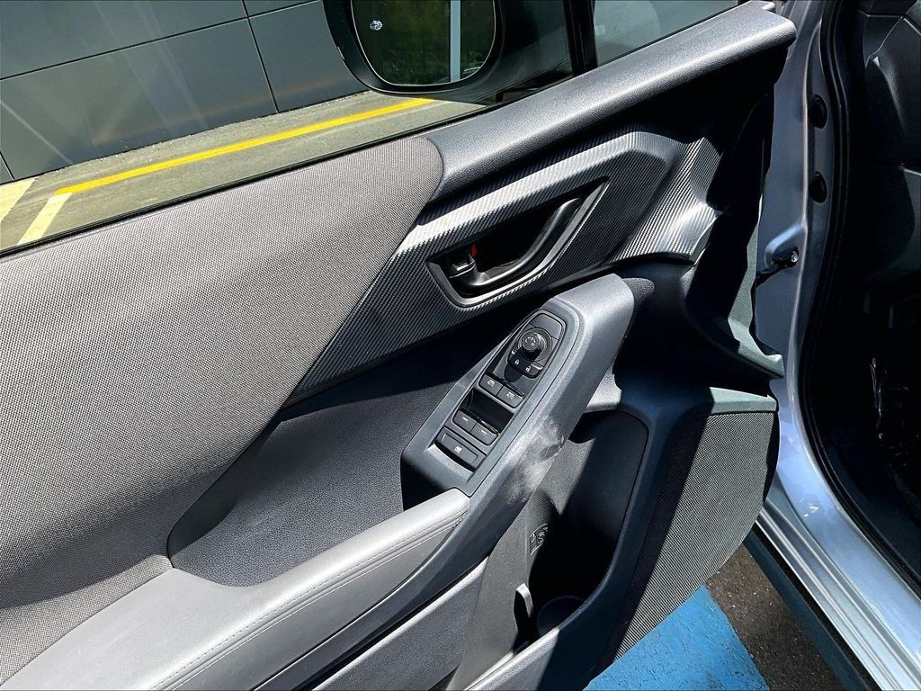 Used 2024 Subaru Crosstrek 2.0i Premium w/ Crosstrek Mirror Package AWD/4WD image 10