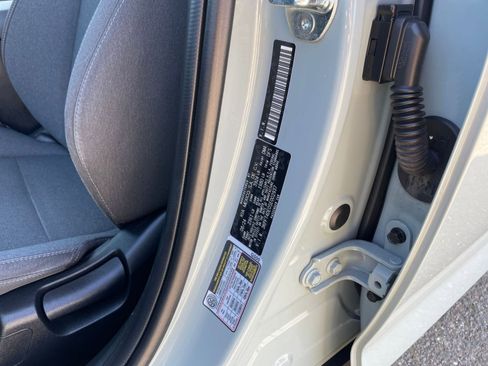 Used 2025 Kia K4 LXS image 29