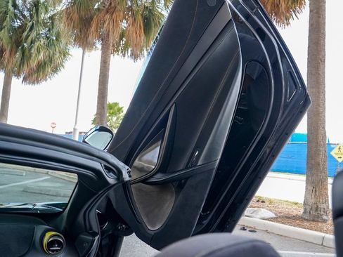 Used 2021 McLaren 720S Spider RWD image 57