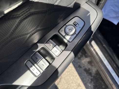 Used 2020 Hyundai Palisade Limited image 16