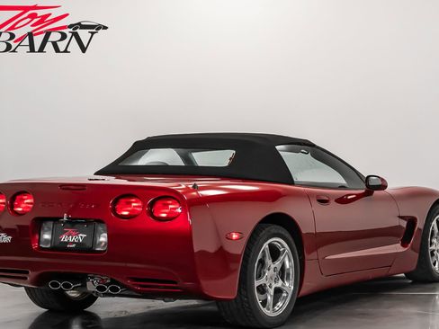 Used 2001 Chevrolet Corvette Convertible w/ Preferred Equipment Group2 image 13