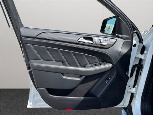 Used 2017 Mercedes-Benz GLE 63 AMG S image 25