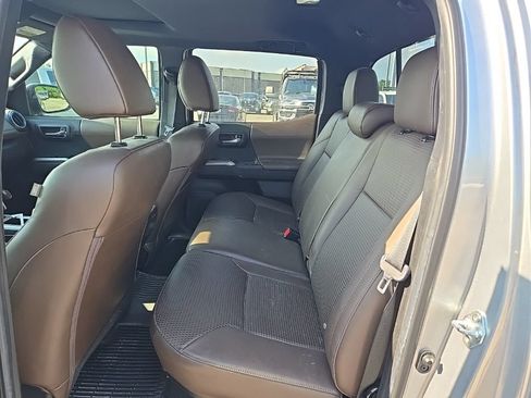 Used 2023 Toyota Tacoma Limited AWD/4WD image 15