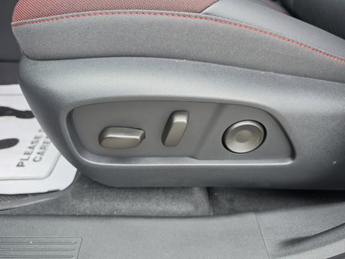 New 2026 Chevrolet Equinox RS w/ Convenience Package III FWD image 23