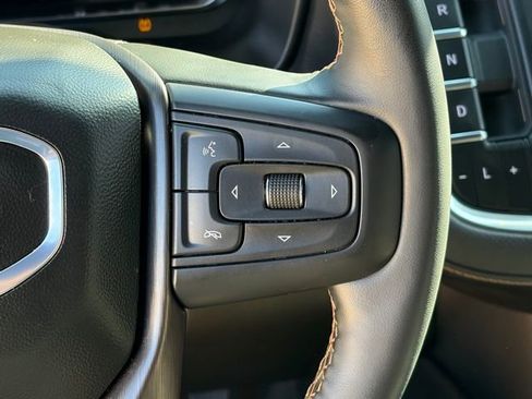 Used 2024 GMC Yukon AT4 image 25