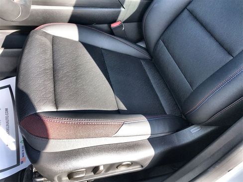 New 2026 Chevrolet Equinox RS image 12