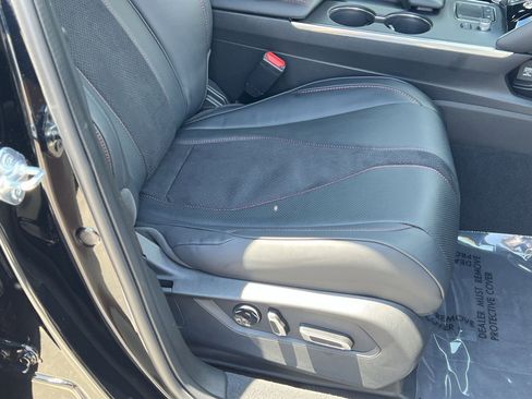 Used 2025 Acura TLX SH-AWD w/ A-SPEC Pkg image 31