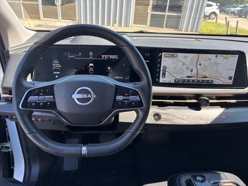 Used 2024 Nissan Ariya AWD image 14
