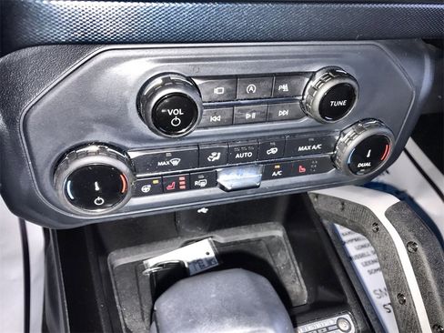 Used 2022 Ford Bronco Outer Banks w/ Sasquatch Package image 19