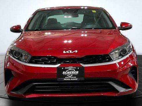 Used 2024 Kia Forte LXS w/ LXS Technology Package FWD image 3