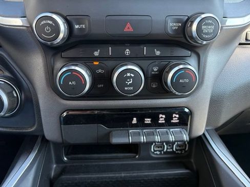 Used 2022 RAM 1500 Big Horn AWD/4WD image 31