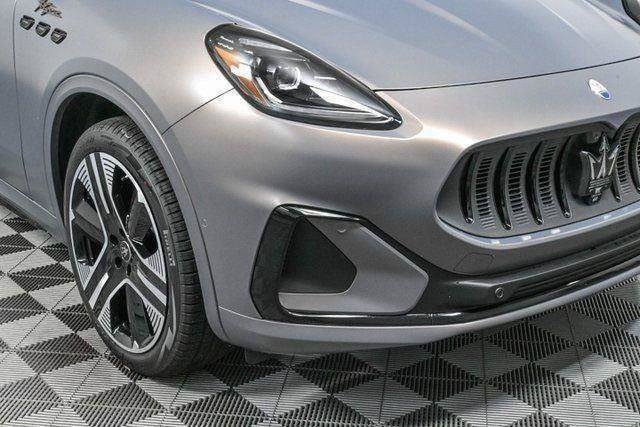 New 2025 Maserati Grecale Folgore AWD/4WD image 29