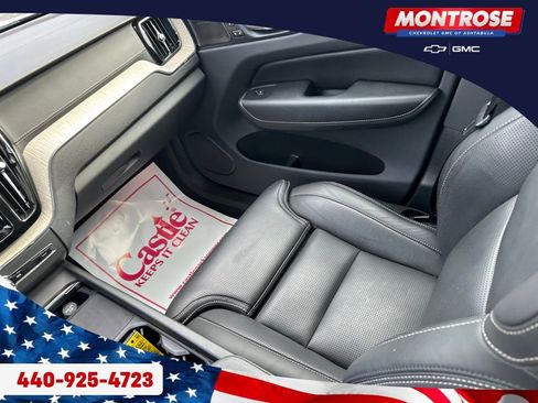 Used 2022 Volvo XC60 B5 Inscription image 26