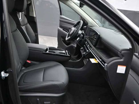 New 2026 Hyundai Tucson Limited image 16